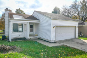 Pet-Friendly Urbandale Home about 8 Mi to Des Moines!